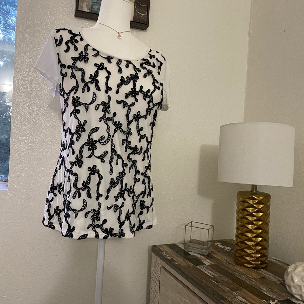 Women blouse